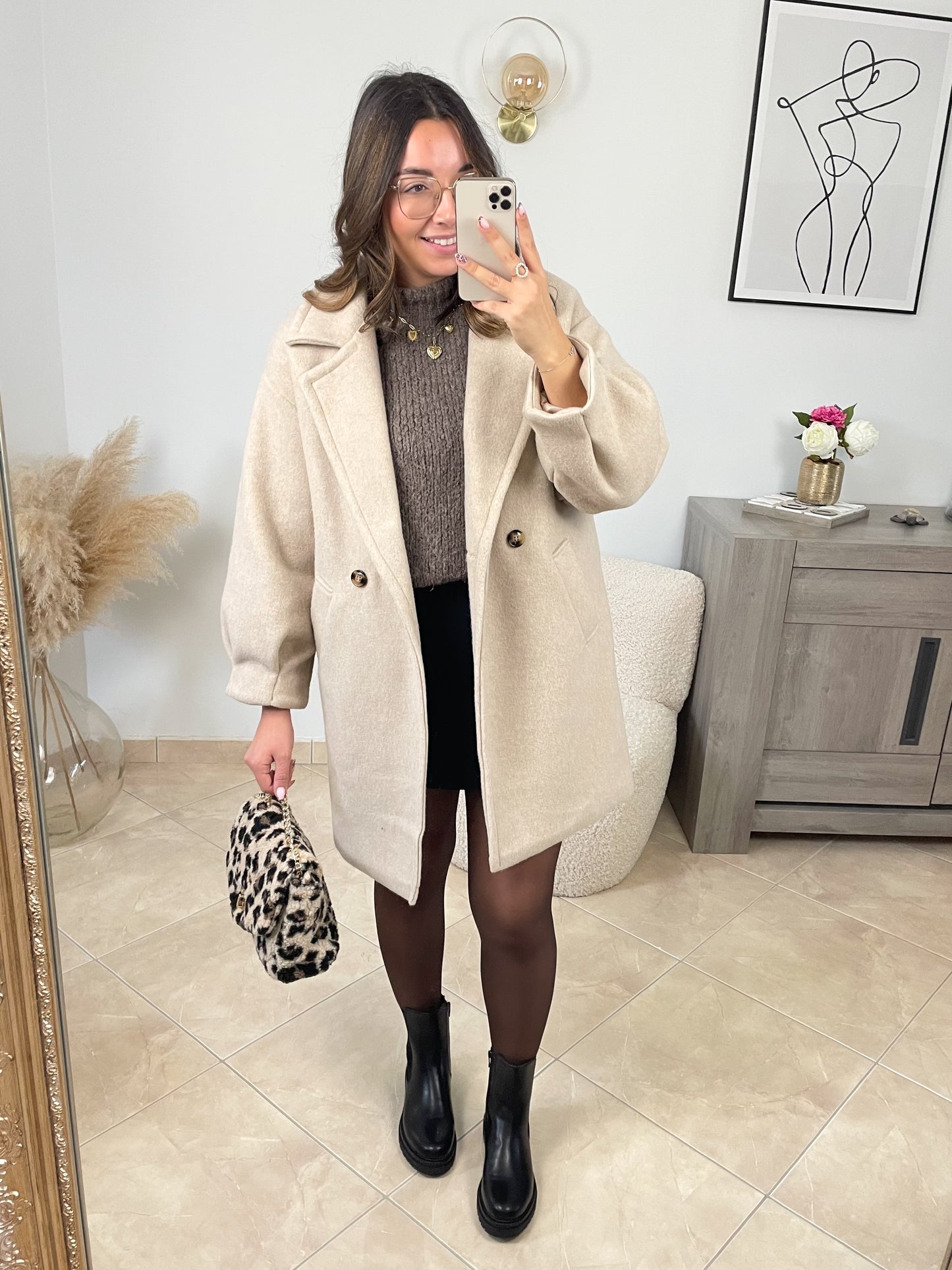 𝗣𝗿𝗲́-𝗰𝗼𝗺𝗺𝗮𝗻𝗱𝗲 • MANTEAU SOLA - BEIGE