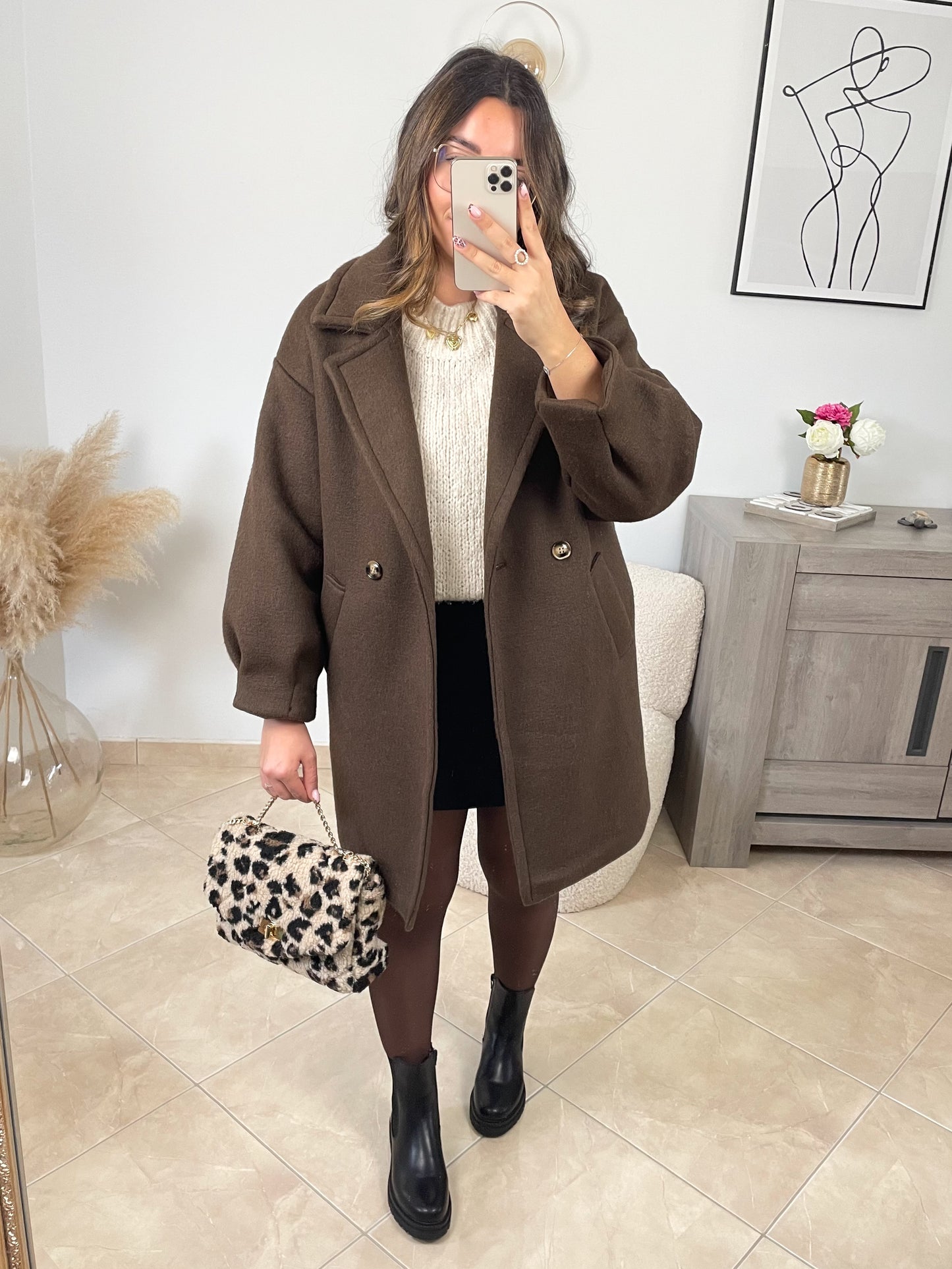 𝗣𝗿𝗲́-𝗰𝗼𝗺𝗺𝗮𝗻𝗱𝗲 • MANTEAU SOLA - CHOCOLAT