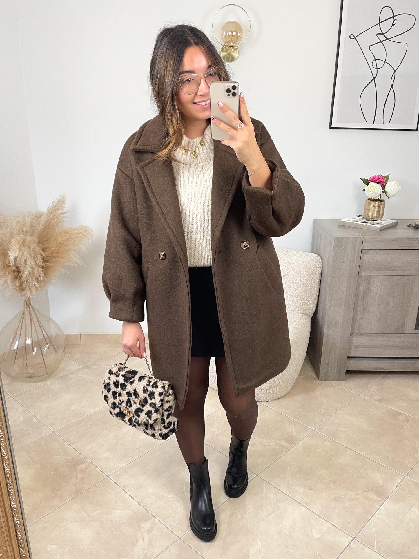 𝗣𝗿𝗲́-𝗰𝗼𝗺𝗺𝗮𝗻𝗱𝗲 • MANTEAU SOLA - CHOCOLAT